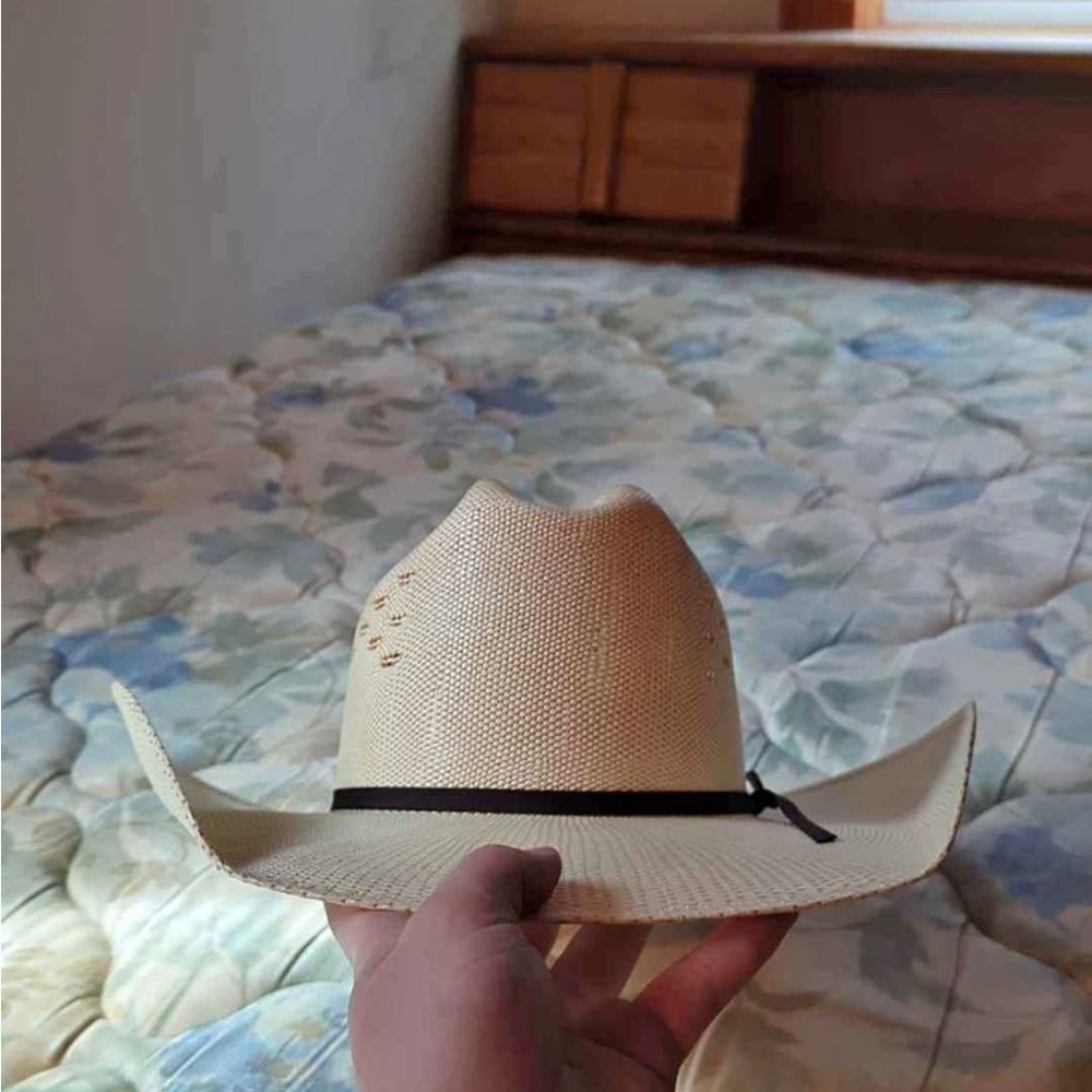 Ariat straw cowboy hat